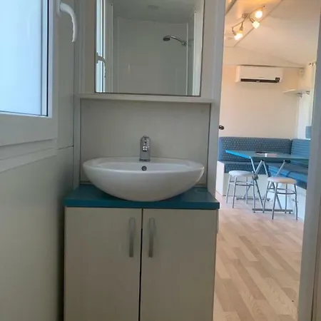 Apartamento Mobile Homes Dalmacija R & H *